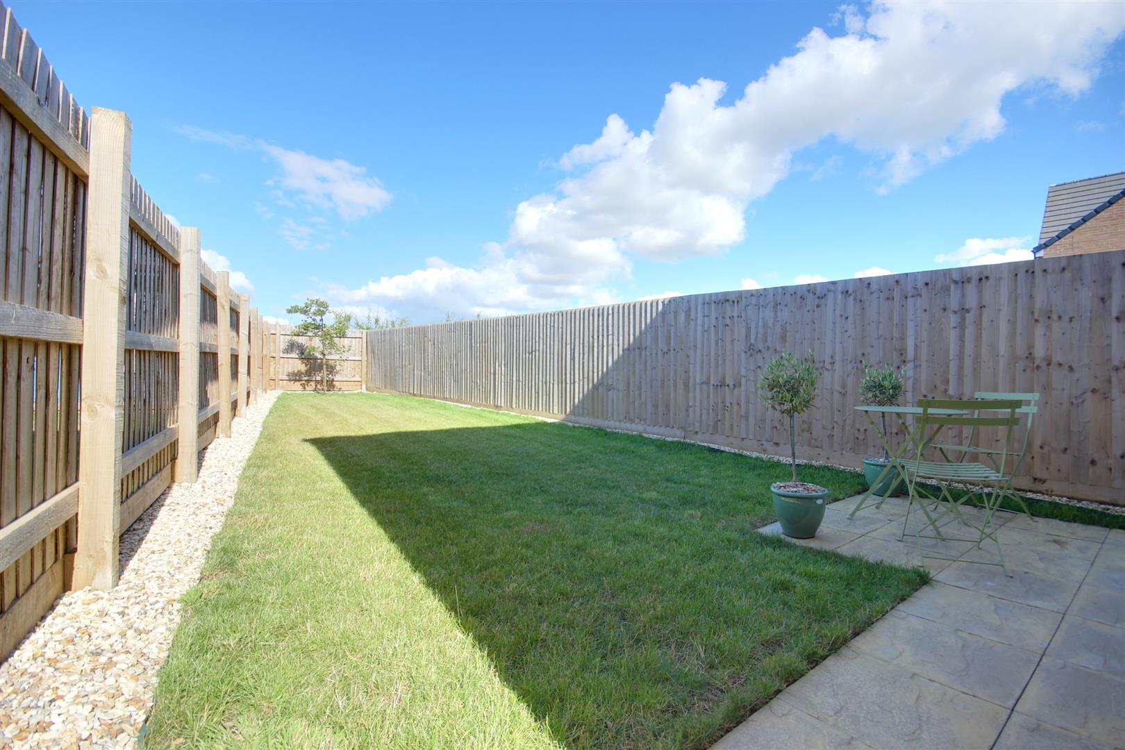 Robson Avenue, Beverley